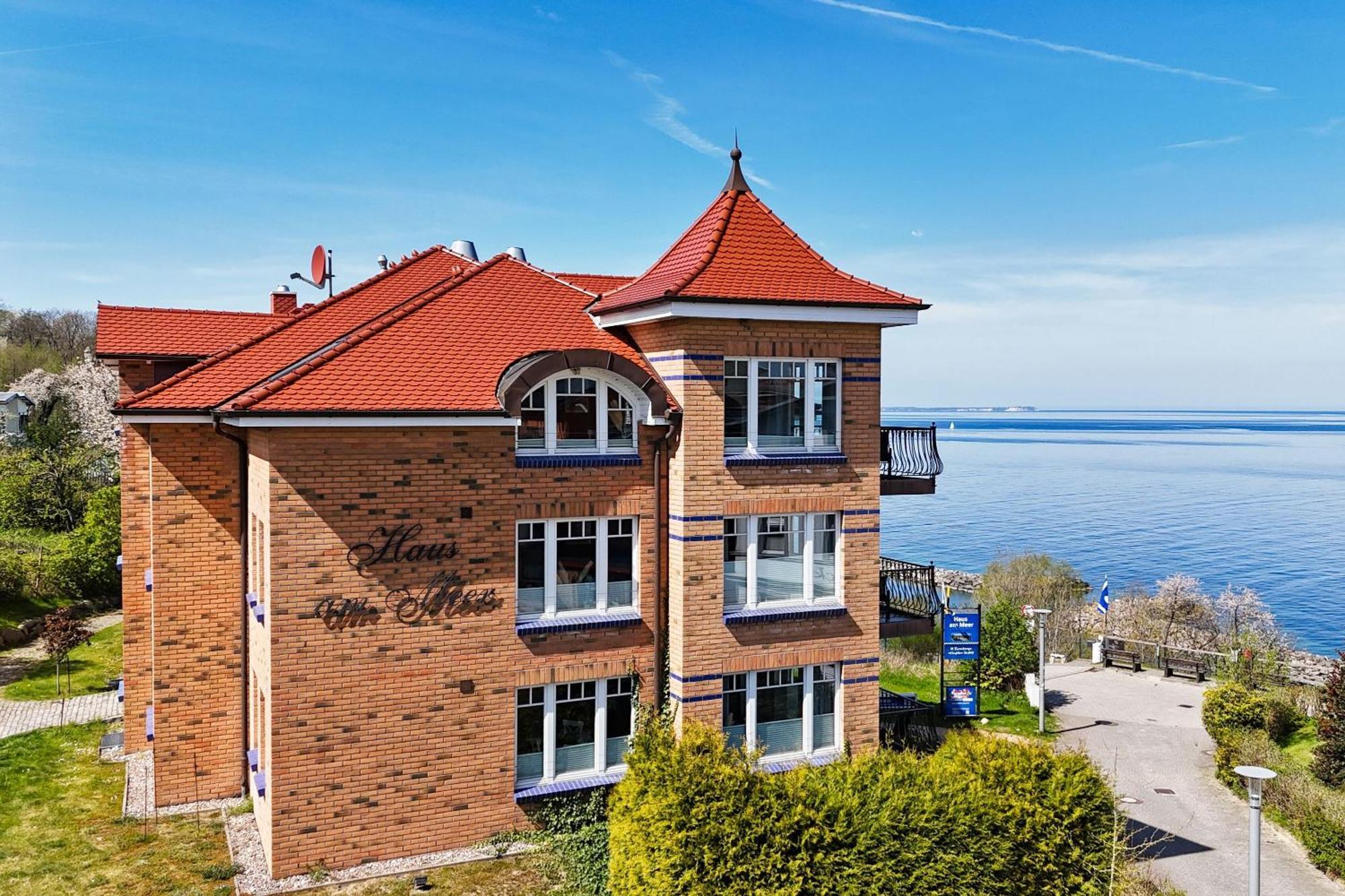 Ferienwohnung Mit Traumhaftem Meerblick - Haus Am Meer Fewo 02 Lohme Exterior foto
